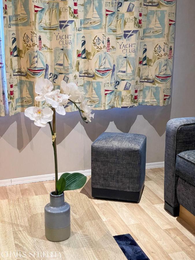 Lovely Holiday Home At Lyons Caravan Park! プレタティン エクステリア 写真