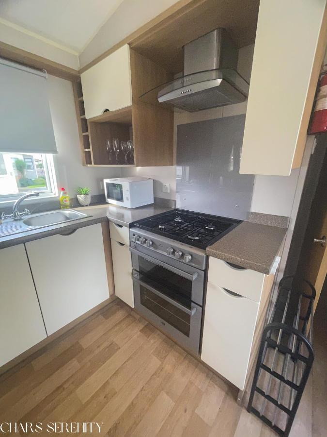 Lovely Holiday Home At Lyons Caravan Park! プレタティン エクステリア 写真